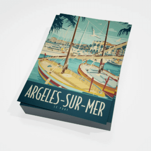 Affiche vintage avec voiliers au port d'Argelès-sur-Mer. Tons bleu et beige, style rétro, ambiance estivale maritime.